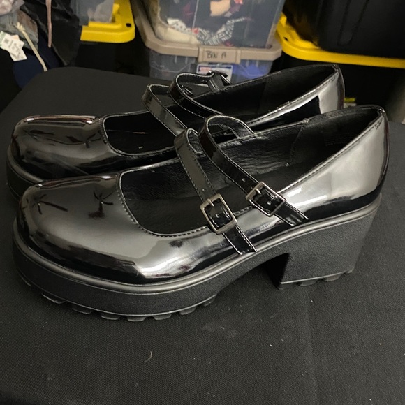 Seychelles Opal Wo size 9 Black PATENT DAUX LEATHER Double Strap Platform SHOES - Picture 12 of 12